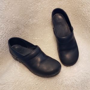 Women's Black Dansko Shoes